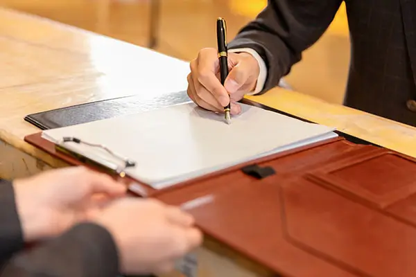 西方养孩子的法律叫什么