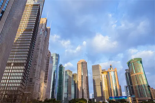 现在法律是什么样的人